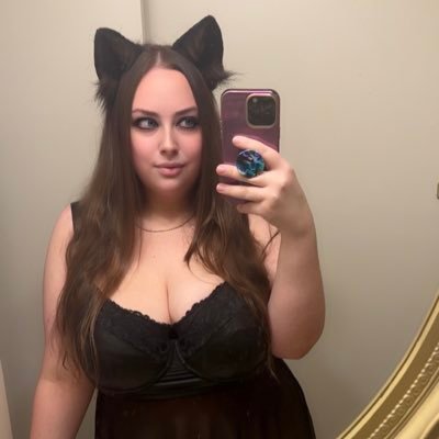 Pansexual BBW  Nympho😈 29 yr old Verified Adult Content Creator🎬 NO meets/vid calls🚫 Married🏳️‍🌈$jezphoenix