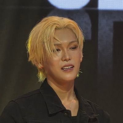 da2zy__'s profile picture. xlov 💙💙 ❤️🩷💙💛

스핀  https://t.co/fY6acl4wj6