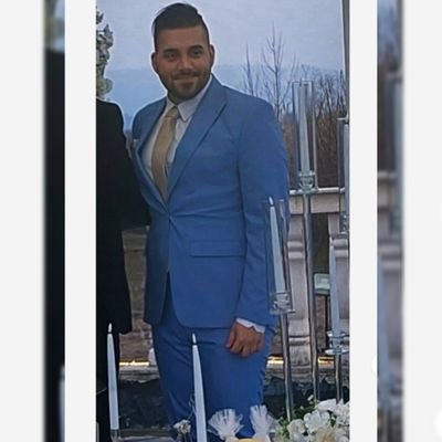 Anis375591961's profile picture. ✌