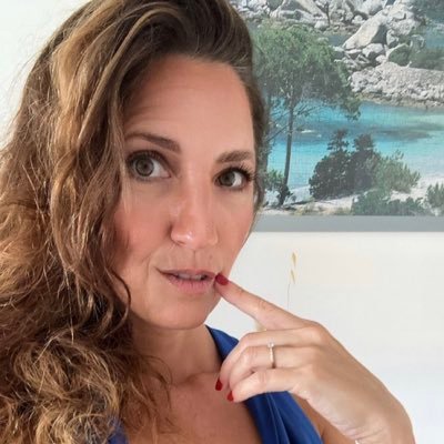 Coiffeuse esthéticienne 💇‍♀️