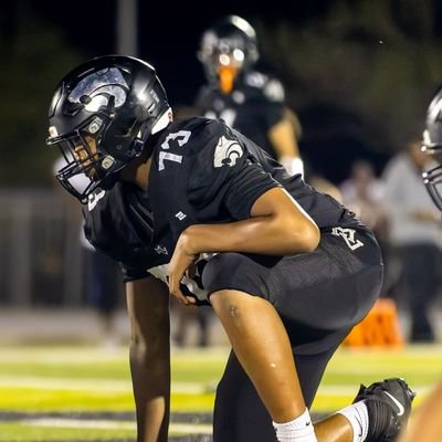 DarrienDav72238's profile picture. Student athlete 
15 y/o 6'7 260lbs, class of 2028🎓
Mountain View (Marana) High School 
🏈 #73 Varsity football DL, TE, OL
🏀 #50 Varsity basketball C, PF
🏐