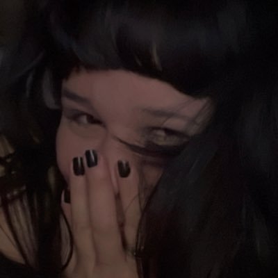 akonicas's profile picture. cogito ergo sun