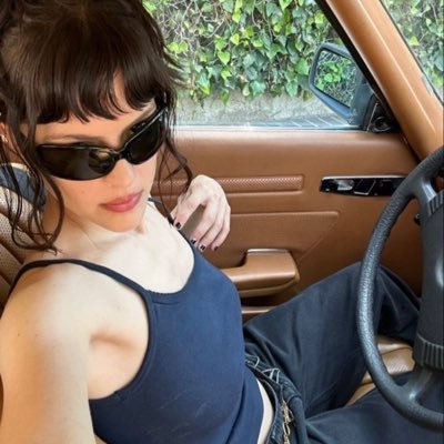 1coldstar's profile picture. why are u mad