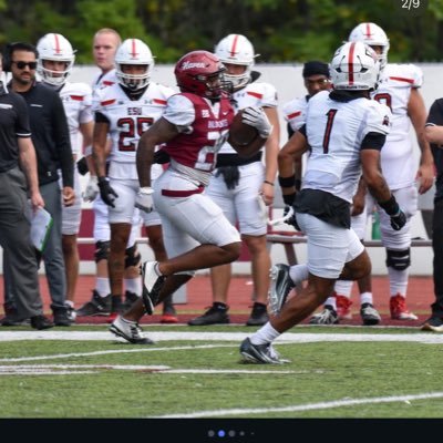 Reem716_'s profile picture. RB @LHU_Football