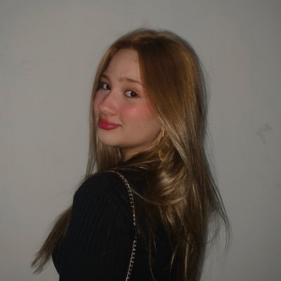 leelegarcia's profile picture. 