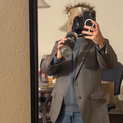 BreadBoyeBrett's profile picture. oh shit I don’t have a bio