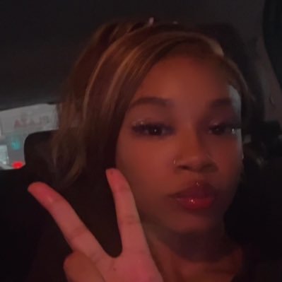 Mrs.DontGiveAF 💘 https://t.co/sPBBCP0z6C