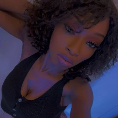 𝓦𝓸𝓶𝓪𝓷 𝓸 𝓯 𝓖𝓸𝓭 🌹🫶🏾👑 𝓛.𝓨.𝓕.𝓘.𝓒.🙌🏾❤️💫