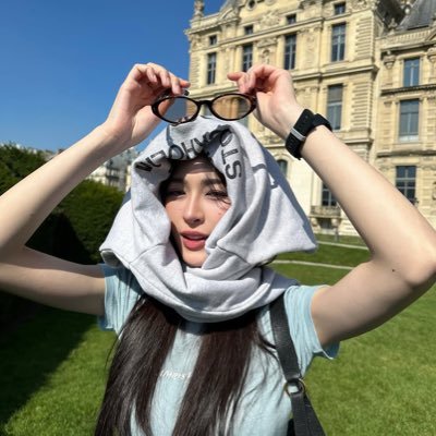 babbiiloc's profile picture. 🦮🐈 LINGORM💖🍒 @linglingsirilak 🤍 @ormmormm  🤍ABU CHICKEN