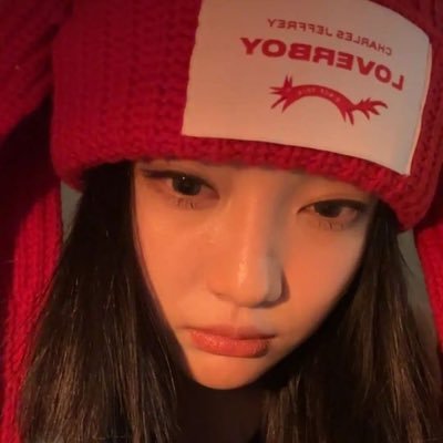 ningningwifesz's profile picture. •.*•.•* ggstan + behive🐝