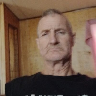 Doug60727356's profile picture. single  looking for great sex
