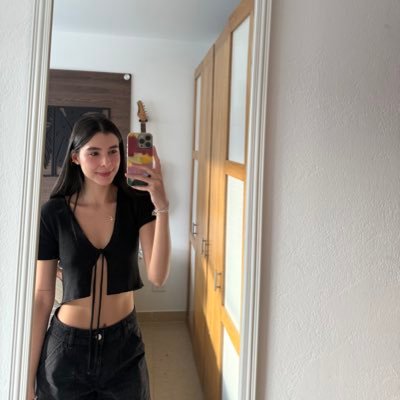 angebuitrag's profile picture. más o menos bien