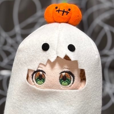 Luke_life3's profile picture. うちの子ルークと暮らしてます🍀 ⋮ 良い歳してぬいぐるみを作ったり撮ったり⋮ぬい&ぬい服屋さん→@aoiomochacha ⋮ 絵→@shiroha_ruka ⋮ 見せてくれたら喜びます→#青ヰ綿人形店展覧会場