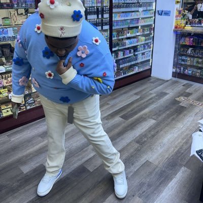 KVNG_QUISE's profile picture. Yes Lil Mama, I’m Big Daddy wit Dick on Em, Yes I’m Swinging It Stink🩶We running a Strict program, Get over here and Sit ya nasty ass down🪑ONLY ACCEPT WOMEN!