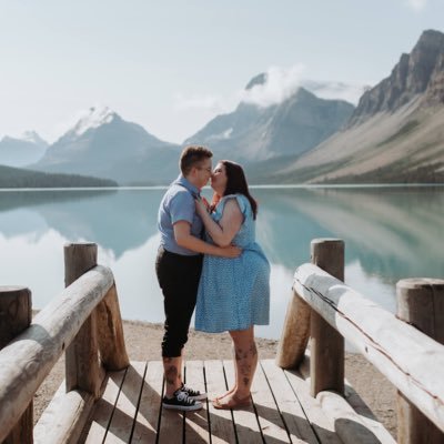 tessandsara13's profile picture. 🇻🇳⭁ 𝚆𝚑𝚎𝚛𝚎 𝚊𝚛𝚎 𝚠𝚎? 🌍 Life in S.E. Asia ฅ^._.^ฅ 💕ᴛᴡᴏ ɴᴇᴡ ʙᴏᴍʙꜱʜᴇʟʟꜱ ᴇɴᴛᴇʀ ᴛʜᴇ ᴠɪʟʟᴀ `✦ ˑ ִֶ 𓂃⊹