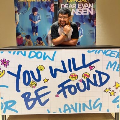 0callmepanda0's profile picture. Photographer | Baker | Cancer | Potterhead | Gryffindork | Weeb | Bookworm | Agnostic | Inverter | Creative | Loves animals