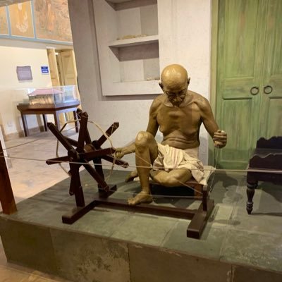 DSarkhel's profile picture. Nullius in Verba. Respect the freedom of people. My YOUTUBE channel for Travel Nature & Music 👉🏽 https://t.co/7pJrmGbjtV