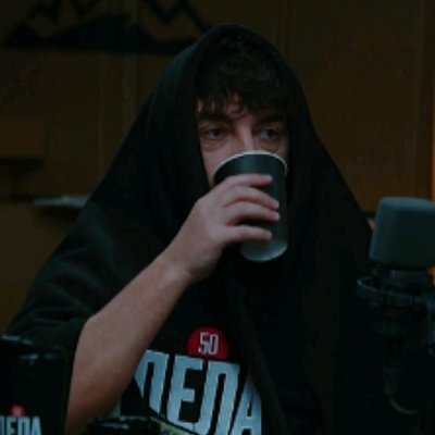 Cinnamon_bun13's profile picture. То, что мертво, умереть не может. Но иногда очень хочет.