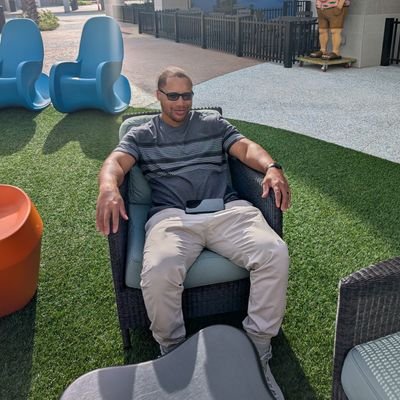 xpo_sition's profile picture. -It is about, like this duality of how do you navigate through this whole thing, through success, through failures, through all this and remain yourself-.