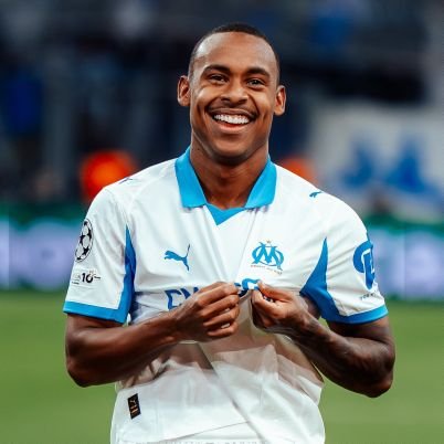 SSJBrioche's profile picture. Supporteur du plus grand club de France  🤍💙