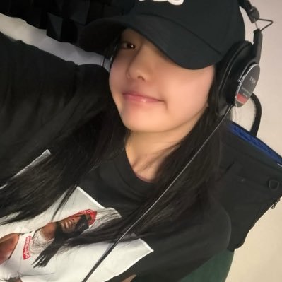 bblelovaa's profile picture. suka membaca au bromance xixixixi🤭