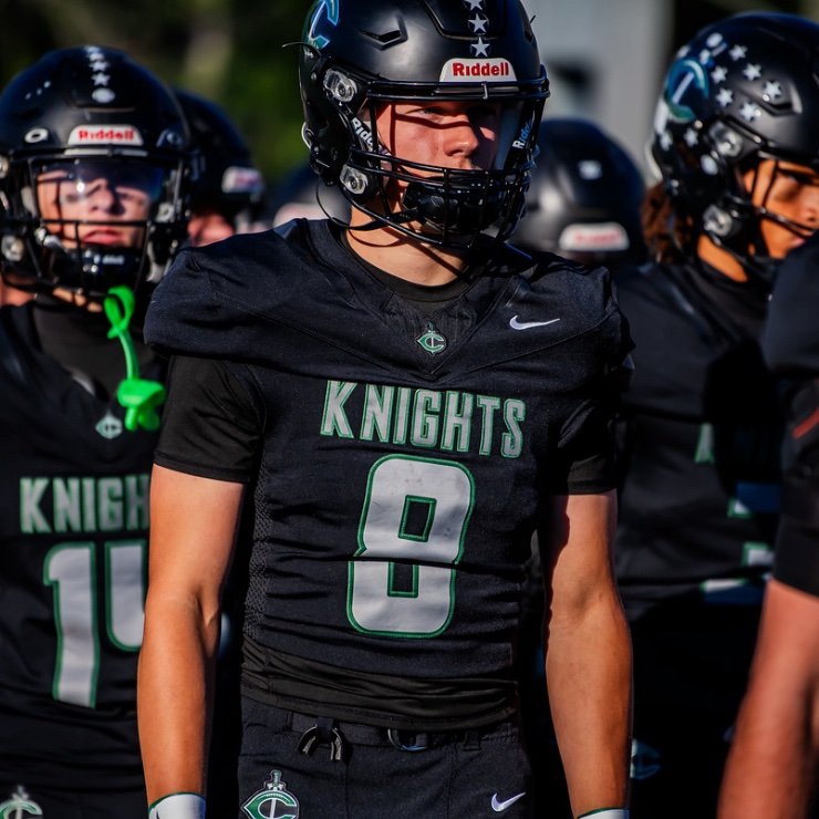 Colony High School (AK)/ Class of 2026/ WR/QB/ 2.5 GPA/ HT: 6’0/ WT: 180/✉️- hayden.mark.shafer@gmail.com/ 📞-9073900258