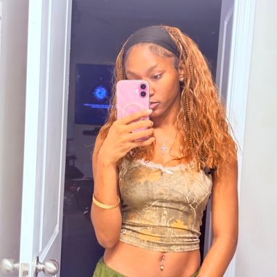 forevakoolin's profile picture. dont mind me