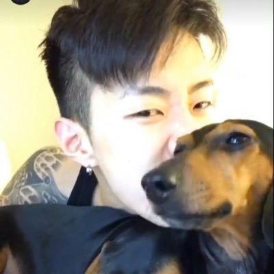 katiesmica's profile picture. fresher than a mf