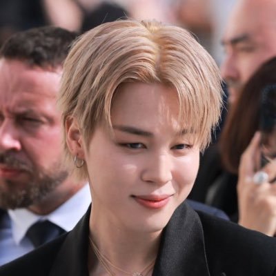 Camcat25's profile picture. JIMIN +ot6 Jimin jimin jiminjiminjiminjiminjimijjiminjiminjimijnijnmininmjimjinmjiminjiminjimjimm I love all the members, I just love Jimin a lot….