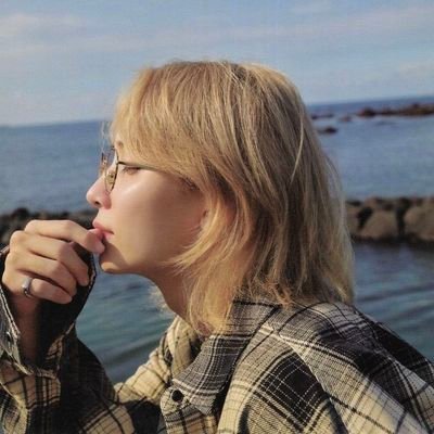 liibraddest's profile picture. mostly kpop (waysvtis), rants, etc