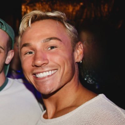 justinbouvierr's profile picture. my dog over everything