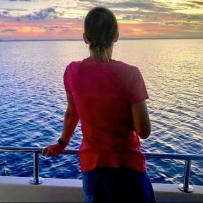 MonicaMab..MonnieB🧜‍♀️🌊⛵🌊🐋🌊🐬🌊🏄🏼‍♀️さんのプロフィール画像