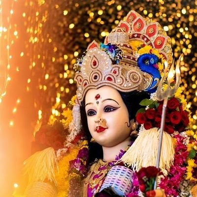 AbhiExplores_'s profile picture. Balancing Corporate and Content together.✨