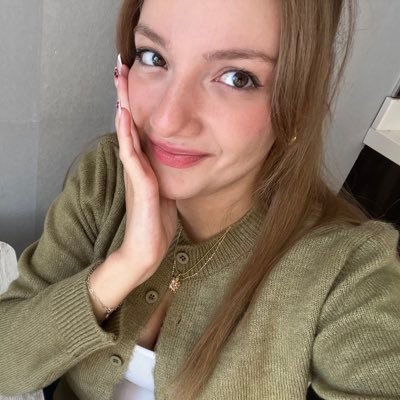 chtollyn's profile picture. yakmadım perdeleri ama bir o kadar çok istedim (ecz 4/5)