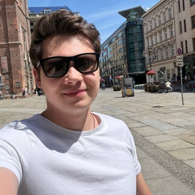 kyivcoder's profile picture. Crafting scalable frontends • Passionate about AI, clean code & great UX • Senior Engineer @OpenWebHQ