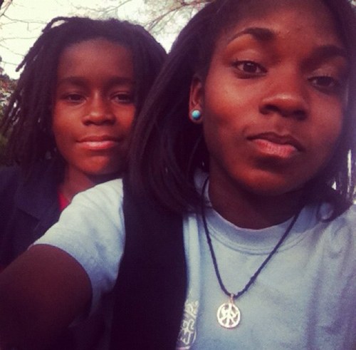 GeauxDolphin_'s profile picture. 5'1  God my all(: Peace Signs! #TeamBreezy Chocolate(; Follow or get left behind. #TeamFoppe