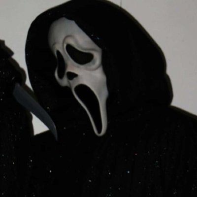 ImNaxa's profile picture. Use code Sliqn in the Fortnite Item shop! #Ad
@420Emx ❤️