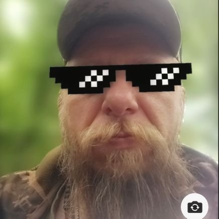 zero23321's profile picture. Dic, duc, fac, fer.