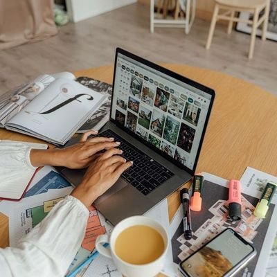 LhylyA20441's profile picture. Future entrepreneure en Nouvelle-Calédonie  
🌸 Beauté , Bien-être , Digital  
🎓MOTIVATION, FINANCES &BIEN-ÊTRE 
SOLUTION template'Ebook ⬇️