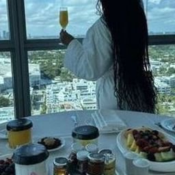 Auwuifi9053's profile picture. 