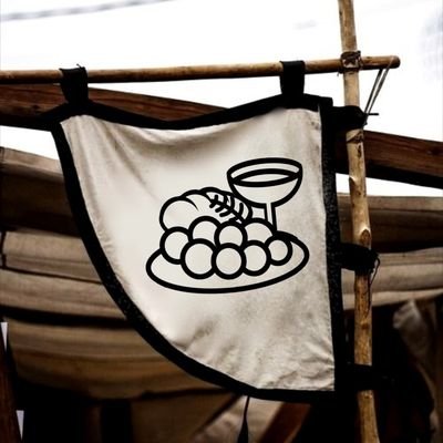 Valhallunch1's profile picture. 横浜の魔街、福富町にあるビストロ・アンティークさんを間借りしてだいたい毎週土曜日(日曜営業など変動あります)11:30～16:00位で営業。主に自家製パンとミートボールのお店。ドリンキング・ホーン(牛の角の杯)でドリンク飲めます(冷のみ)

間借りのため現金のみの取り扱いとなります