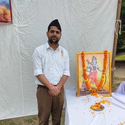AkshayS27599456's profile picture. ।।हिन्दवः सोदरा सर्वे, न हिन्दू पतितो भवेत्। मम दीक्षा हिन्दू रक्षा, मम मंत्र समानता।।