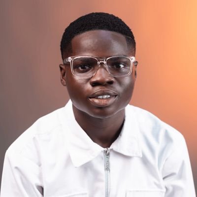 Folorunsho45459's profile picture. Not just a graphic expert but one that transfer experience, expertise, wisdom and knowledge between every software possible 
https://t.co/nXecw4IVTD