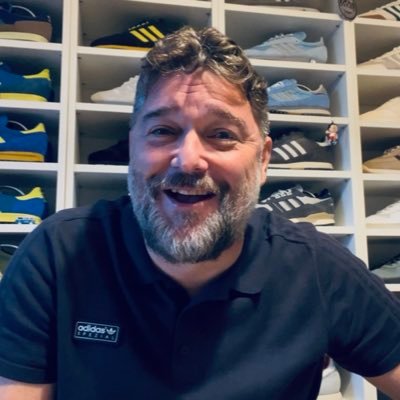 Yorkshireman trying to be an adult in Scotland. Lifelong Spurs fan. Adidas addict. You can find me chatting /// over on youtube YorkyThreeStripe 🎥