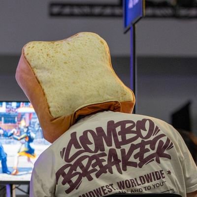 Ph0enixKingOzai's profile picture. Drummer and rhythm game enjoyer who also loves fighting games and lingnation and helps TO @theladdertourny.

o!taiko profile: https://t.co/WMRQxmu3qj