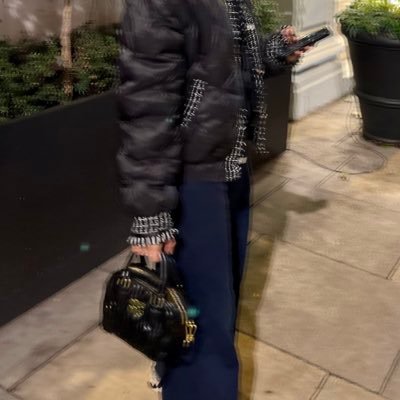 rxui99's profile picture. وَربُكَ الأَقرَبُ و الأَحَنّ