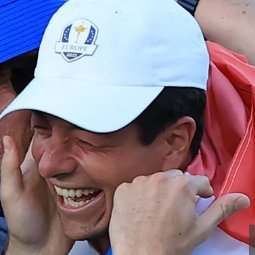 HoviHive's profile picture. Professional Hovlander. 
Amateur golfer.