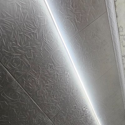 LatexLayer3165's profile picture. 