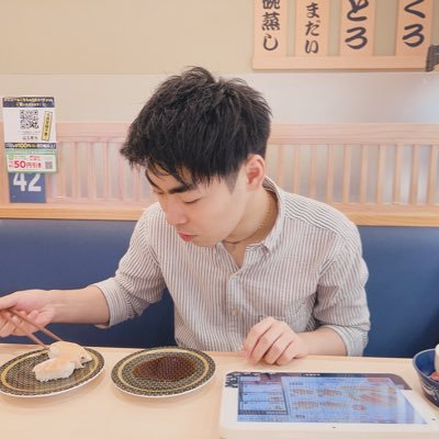 ISTP-T(巨匠) 🍐170/62/21(H15) D専S スティッチの声真似良くしてる 22歳の抱負:「スペースにいっぱい顔出して目指せフォロワー(お友達)1000人🎌」