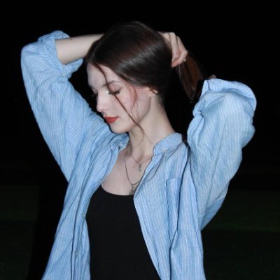 helleZoeMueller's profile picture. Instead of complaining about your circumstances, get busy and create some new ones.